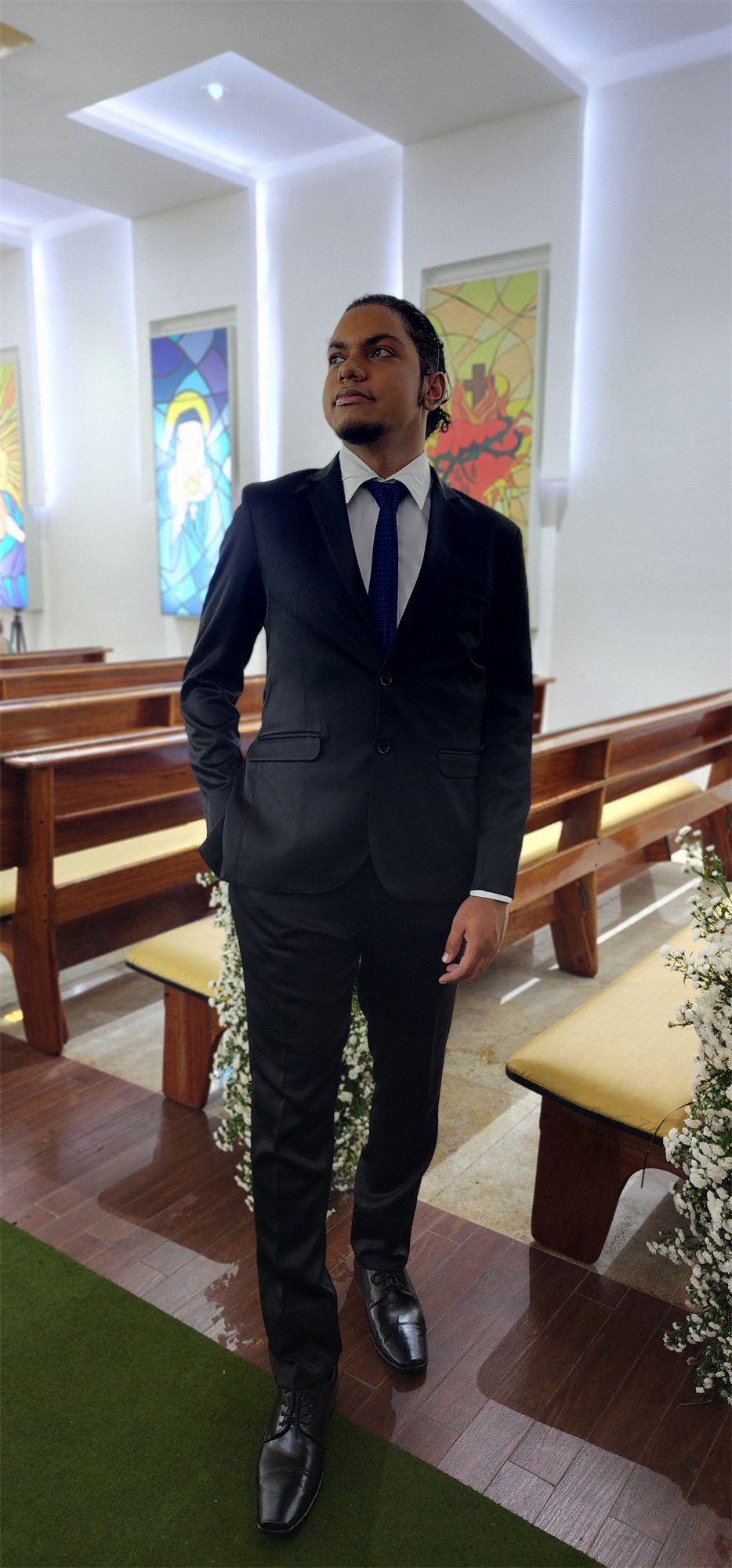 Tiago Danin, suit, full length